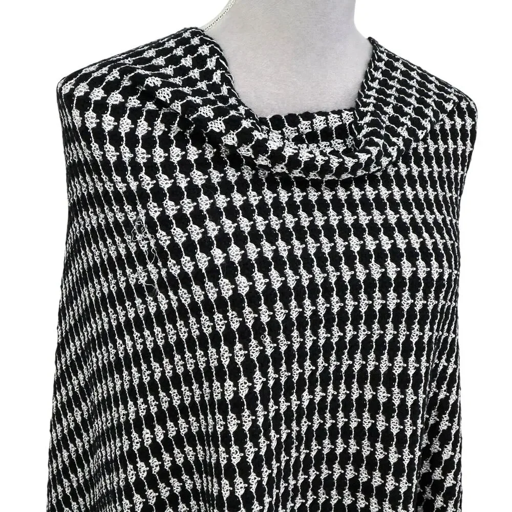 Chicos Poncho Shawl Womens Large Black White Fringe Hem Sweater Knit Boho Chic